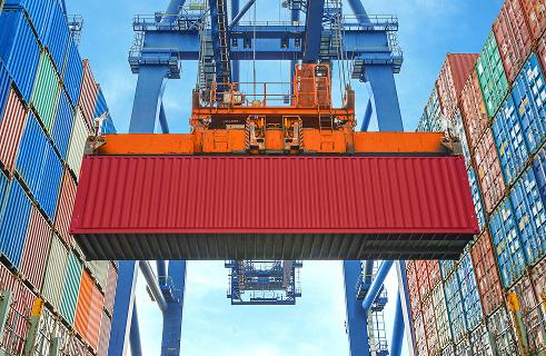 Lift-On / Lift-off (LoLo) Shipping