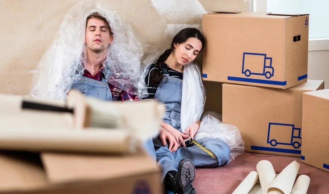 Hiring Movers vs. DIY Moving: