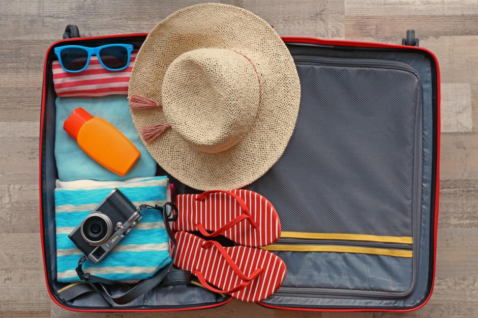 Suitcase Packing Tips for Women