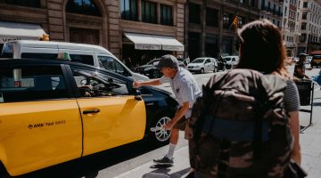 pros and cons of Living in a Foreign Country