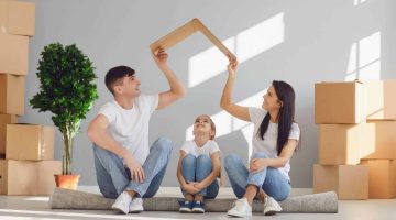 moving yourself vs hiring a mover